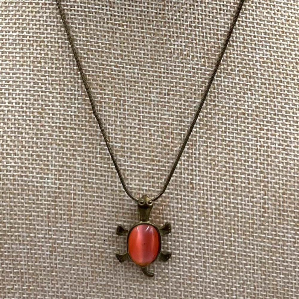 Vintage Turtle Pendant Necklace Pink Cat Eye Stone Bronze Tone Minimalist Charm